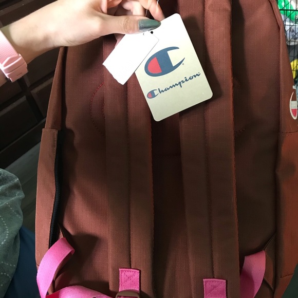 uo exclusive champion backpack - Picture 3 of 5